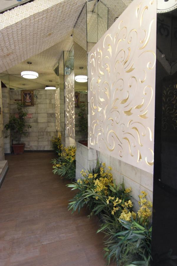 Hotel Tushar Pune Exterior foto